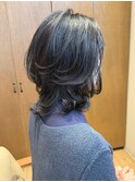 40代、はねた毛先が大人なプチウルフなレイヤースタイル!