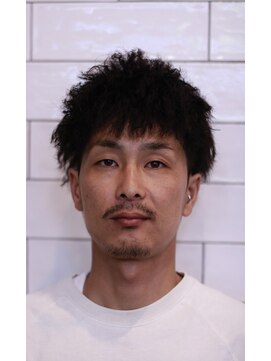 タフ バーバーショップ(TOUGH BARBER SHOP) ツイストパーマ