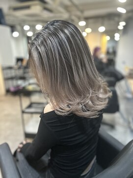 ラフ 難波店(LAFF) #セミディ#シアーカラー#ショートヘア#姫カット#ダークアッシュ