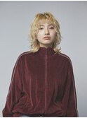 ハイトーンパーマ風ウルフスタイル
