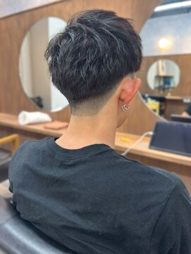 リッチ 菊名店(Rich) アップバング 刈り上げ ツーブロック メンズショート 20代 眉毛