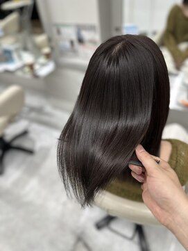 リーホリエ(Lee Horie) 髪のスキンケア始めませんか？