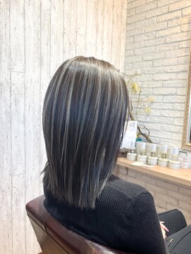 美容室 ポンポネ(Pomponner) ハイライトカラー