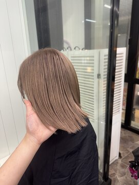 ヘアースマイルクー(HAIR SMILE COEUR) 【COEUR/YUI】透明感ミルクティー 切りっぱなし