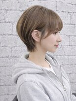 フラッグ バイ ヘッドライト 名古屋金山店(FLAG by HEADLIGHT)&nbsp;韓国風レイヤー/外ハネくびれ/ミディアムレイヤー/ぱっつん前髪