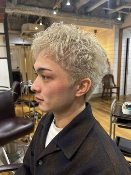 アリエッタ(aRietta) 刈り上げないハイトーンショート