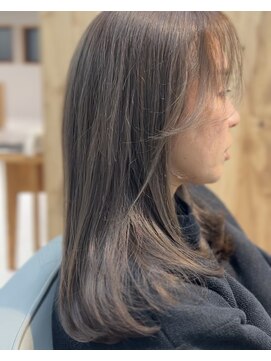 ウチコ 平尾店(u.chi.ko_si) 白髪ぼかしとレイヤーカット