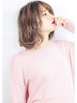 ヘアサロンガリカアオヤマ(hair salon Gallica aoyama) ☆ ホワイティーグレージュ ＆ 毛束感 ☆小顔ボブ☆タンバルモリ