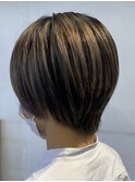 ハイライト光るクールショートスタイル
