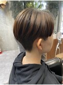 大人かわいい_刈り上げマッシュショート