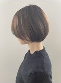 ショートボブ ミルクティーグレージュ