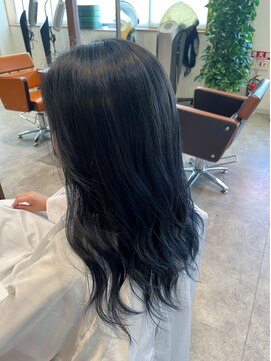 ビスポーク(BESPOKE) 20代30代40代大人可愛いヨシンモリブルーブラック透明感