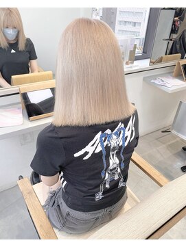 シピ バイ ブレス(shipi. by brace) ホワイトベージュ