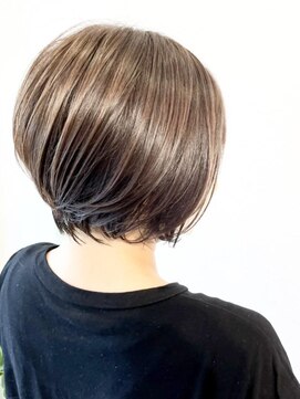 ラテ アトリエ(latte atelier) 大人可愛い/イルミナカラー