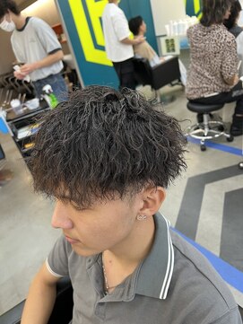 ダズルヘアラッシュ(DAZZLE hair RUSH) ツイストスパイラルパーマ！