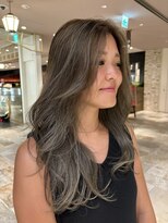 ピークアブー アヴェダ アトレ恵比寿(PEEK-A-BOO AVEDA) 顔まわりレイヤー グレージュ アッシュベージュ 大人可愛い