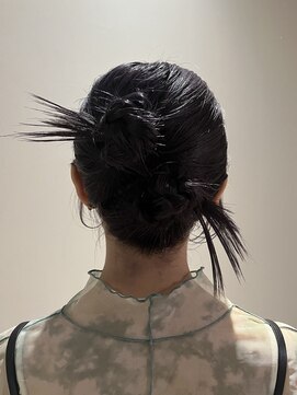 セブンベルベット(7 Velvet) カチモリヘア【円口睦】