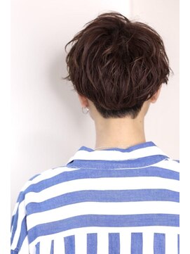 リップス 横浜(LIPPS) ゆるっとパーマの外国人風センターパート