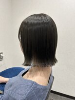 セカンド(Second)&nbsp;Second   ×　外ハネスタイル