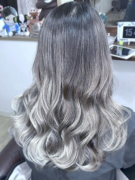 ブレイズヘアー(BLAZEhair) 【３ヶ月後でも綺麗】ホワイトバレイヤージュ×ブリーチ３回