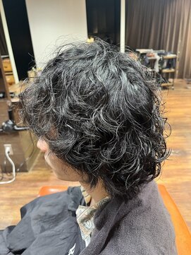 ランソ 新宿(RUNSO) スパイキーショート×フェザーパーマ×サーフカール