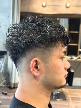 メンズココ 日本橋店(MENS COCO) 【ビジネスマン必見】フェード/スペインカール/ブルーブラック