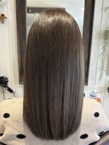 ビーフォーユー(B4U)&nbsp;ブリーチなしでもできる・グレージュカラー！