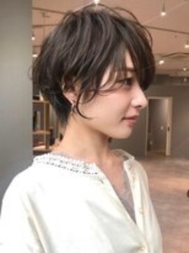 ビュートヨナカ(VIEW TOYONAKA) 【３０代４０代５０代】大人女性大人気くびれショート