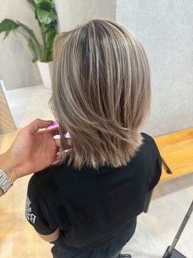 メリー オオサカ(Merly Osaka) バレイヤージュ