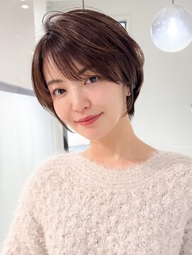 ロンドエニカ 大宮(Lond enika) 黒髪カタログ/ショート/オリーブグレー/小顔に見せるヘア☆146