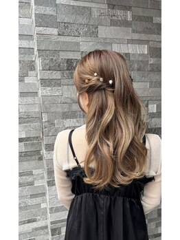 ミントラテ 水道橋(MINT Latte)の写真/【水道橋駅徒歩30秒・後楽園駅徒歩8分】アクセス良好なヘアアレンジサロン!ヘアアレンジならお任せ◎