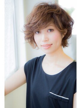 ジャン クロード ビギン 表参道店(JEAN CLAUDE BIGUINE) マロンベージュでゆるふわショート  20代30代40代