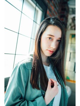 アリウス(ALIUS by posh) 【ALIUS 池袋】艶ストレート×シアーカラー