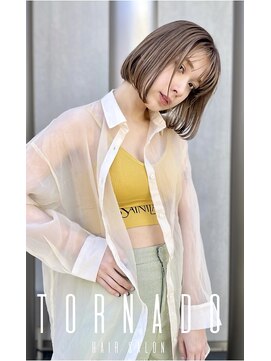 トルネード(TORNADO) 外国人風切りっぱなしボブ ベージュ前髪インナーカラー  T318