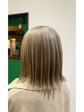 ブゾン(buZon) 【buZonブゾン】ホワイティーベージュ