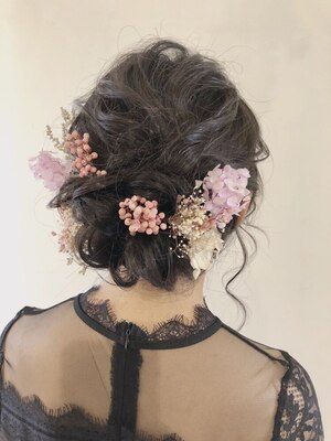 日頃のちょっとしたお出かけ～結婚式まで◎場面に合わせた大人可愛いヘアセットで大切な1日を彩ります♪