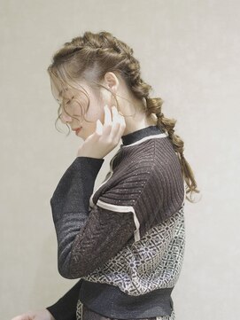 オレロ 国立(olelo) 大人ガーリー/似合わせカット/リバースセンターパート/国立