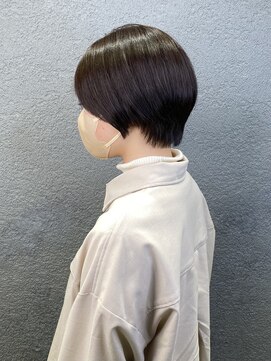 ラヴリア クルメ(LOVERIA KURUME) 耳掛けできるマッシュショート