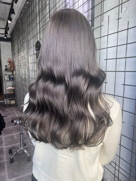 ウム(UMM) グレージュカラー