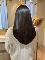 アンド ラ ブランシュ(&.La Blanche) 黒髪カタログ/グレーベージュ/レイヤーロング/アッシュカラー