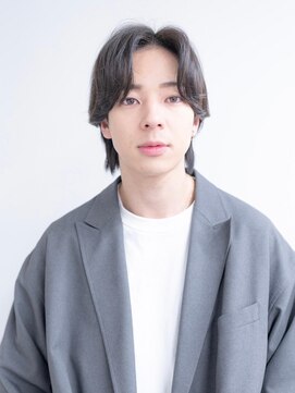 ケアリー 大日(Carelly) ビジネスショートレイヤーかき上げコンマヘアツイストパーマ