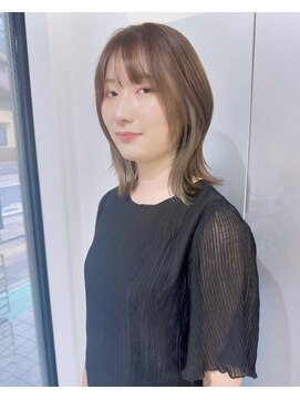 ホリー(HOLLY) グレージュインナーカラー