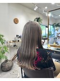 ベージュカラー
