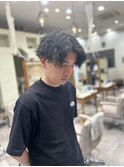 おしゃれ男子のツイスパセンターパート ニュアンスパーマ
