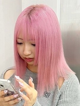 ウィコ 新宿(WICO) ペールピンク[新宿駅/ワンレン/ダブルカラー/小顔]