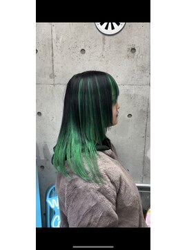 インク 渋谷(INK.) ブラック×グリーン