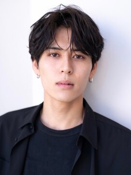 エフエム 渋谷(FM) 束感モテるツーブロックセンターパートニュアンスパーマ