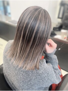 オーティティ(O-TETE) O-TETE ミルクティーグレージュバレイヤージュ