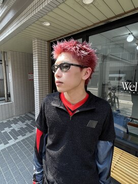 ウェルネス(Wellness) ハイトーン　ピンクスパイキーショート