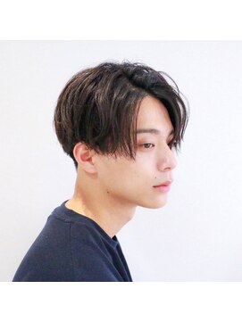 ネオリーブ ジューク 日吉店(Neolive JuQ) “韓国 センターパート マッシュウルフ ニュアンスパーマ”